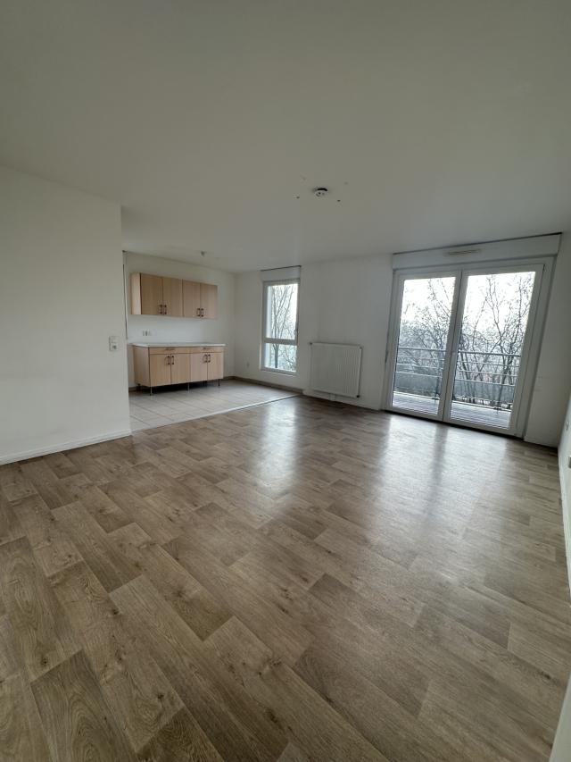 Appartement 3 pièces Melun disponible à la Vente