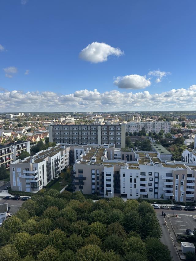 Appartement 5 pièces Le mee sur seine disponible à la Vente