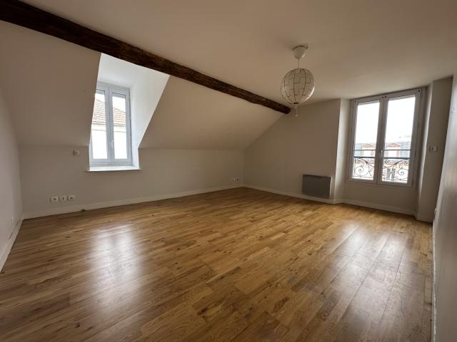 Appartement 3 pièces Melun disponible à la Vente